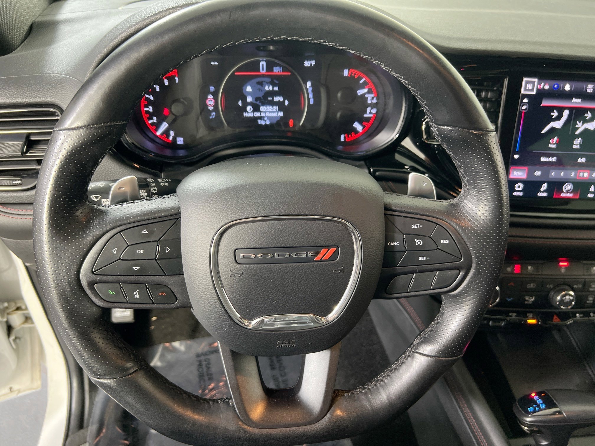 Used 2022 Dodge Durango R/T w/ Blacktop Package image 11