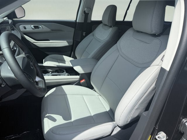 New 2026 Ford Explorer Active AWD/4WD image 9