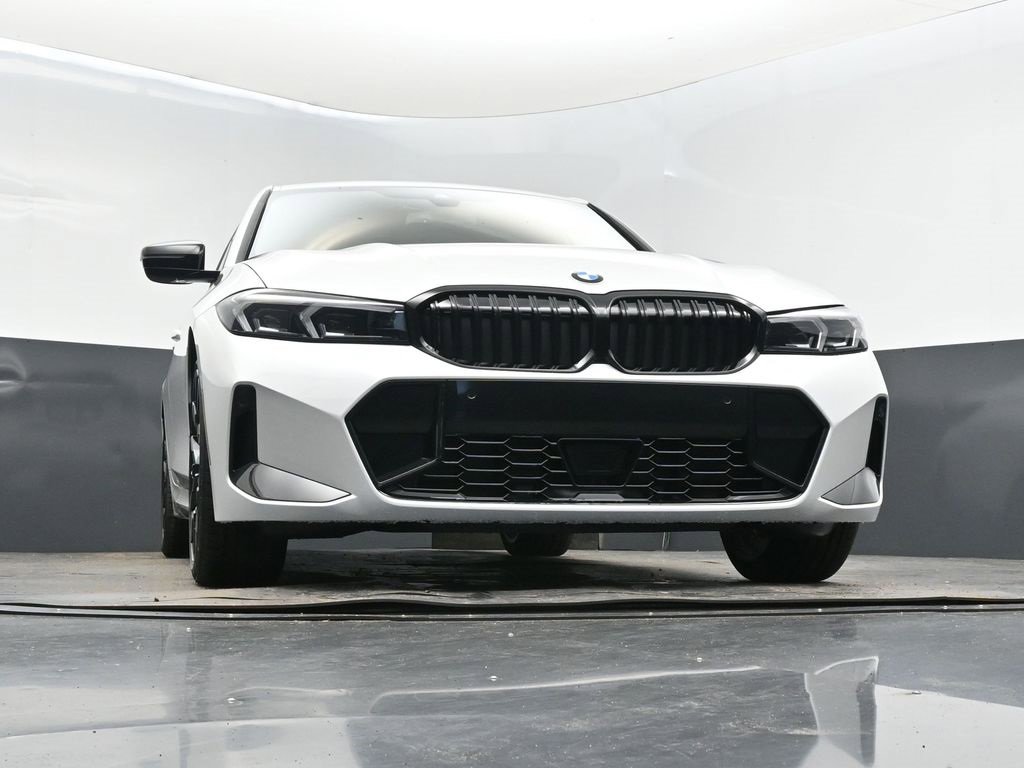 New 2026 BMW 330i Sedan w/ M Sport Package image 44