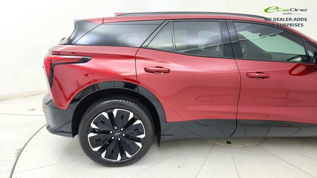 Used 2025 Chevrolet Blazer EV RS AWD/4WD image 12