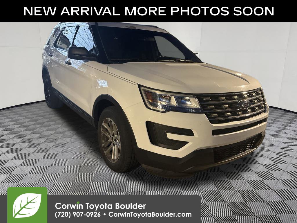 Used 2017 Ford Explorer FWD image 8