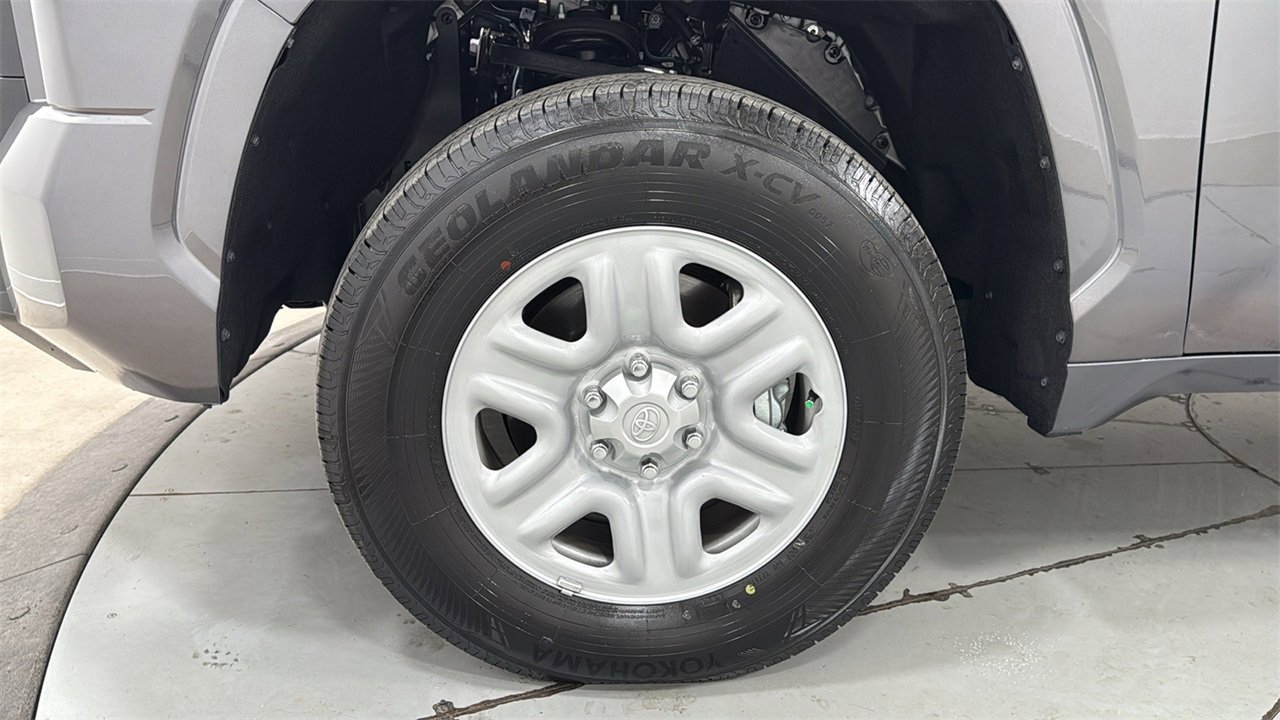 Certified 2025 Toyota Tundra SR image 24