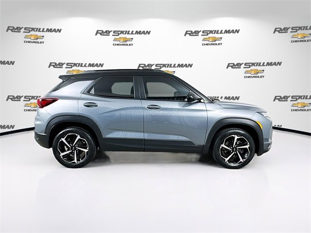 Used 2022 Chevrolet TrailBlazer RS w/ Sun and Liftgate Package image 8