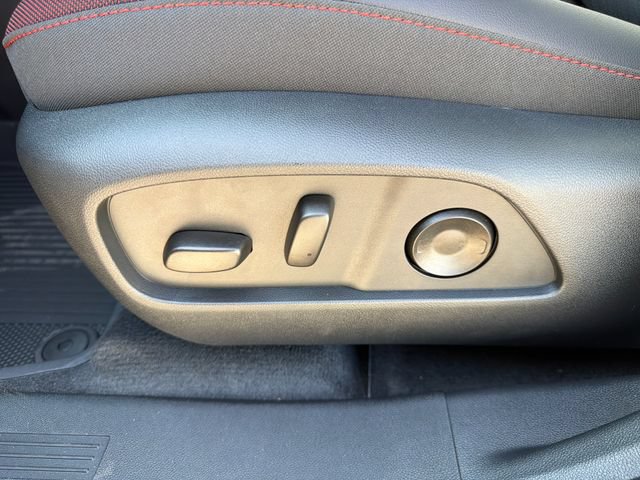New 2027 Chevrolet Equinox RS w/ Safety and Technology Package FWD image 18
