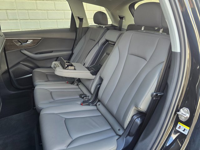 Used 2025 Audi Q7 3.0T Premium Plus image 48