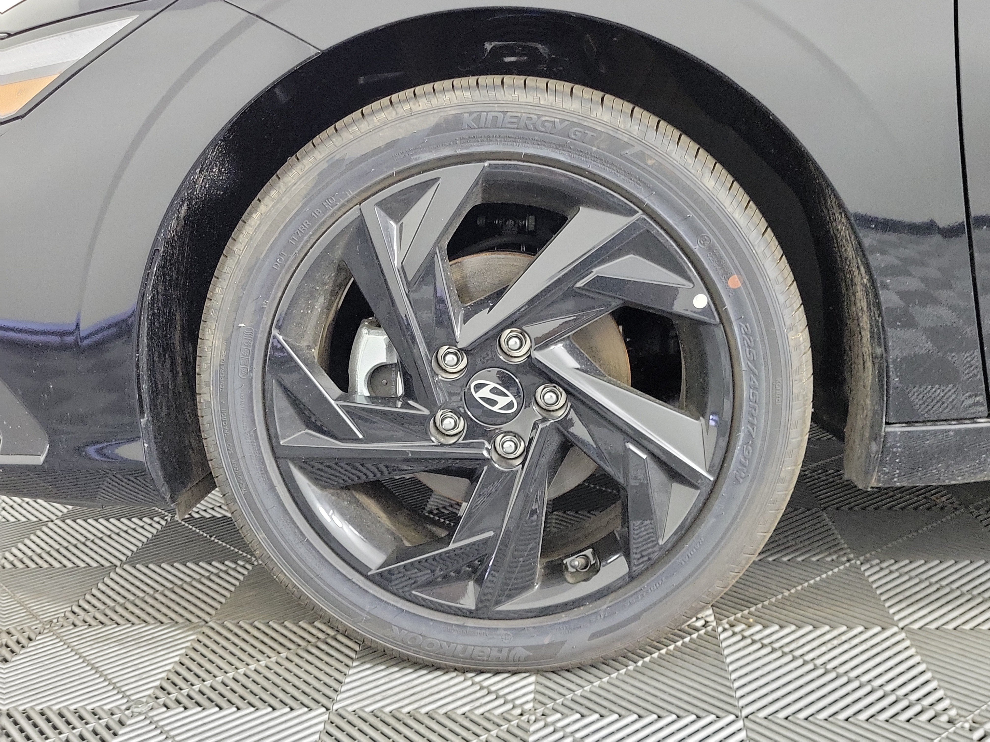 New 2026 Hyundai Elantra SEL FWD image 35