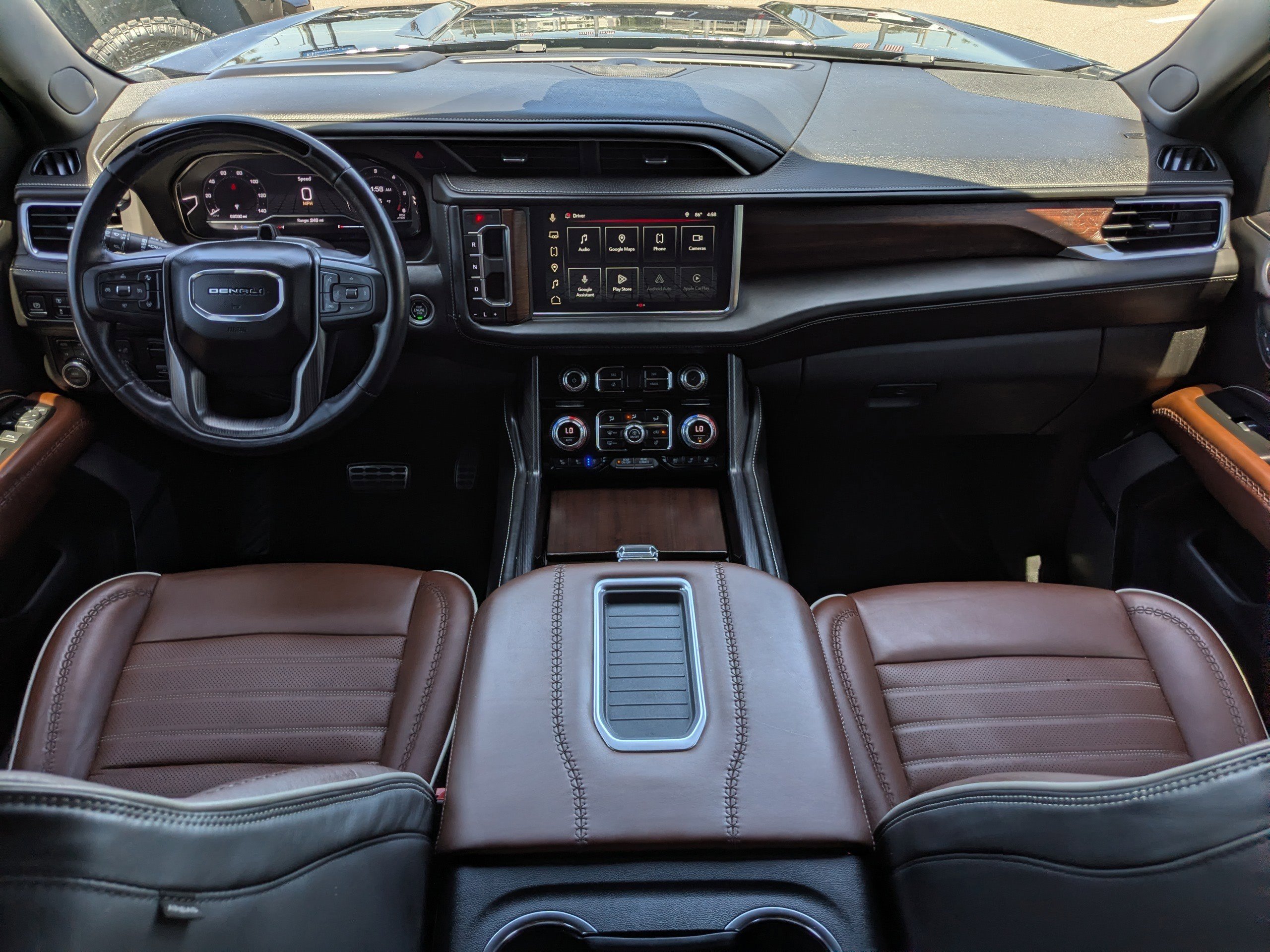 Used 2023 GMC Yukon XL Denali Ultimate image 17