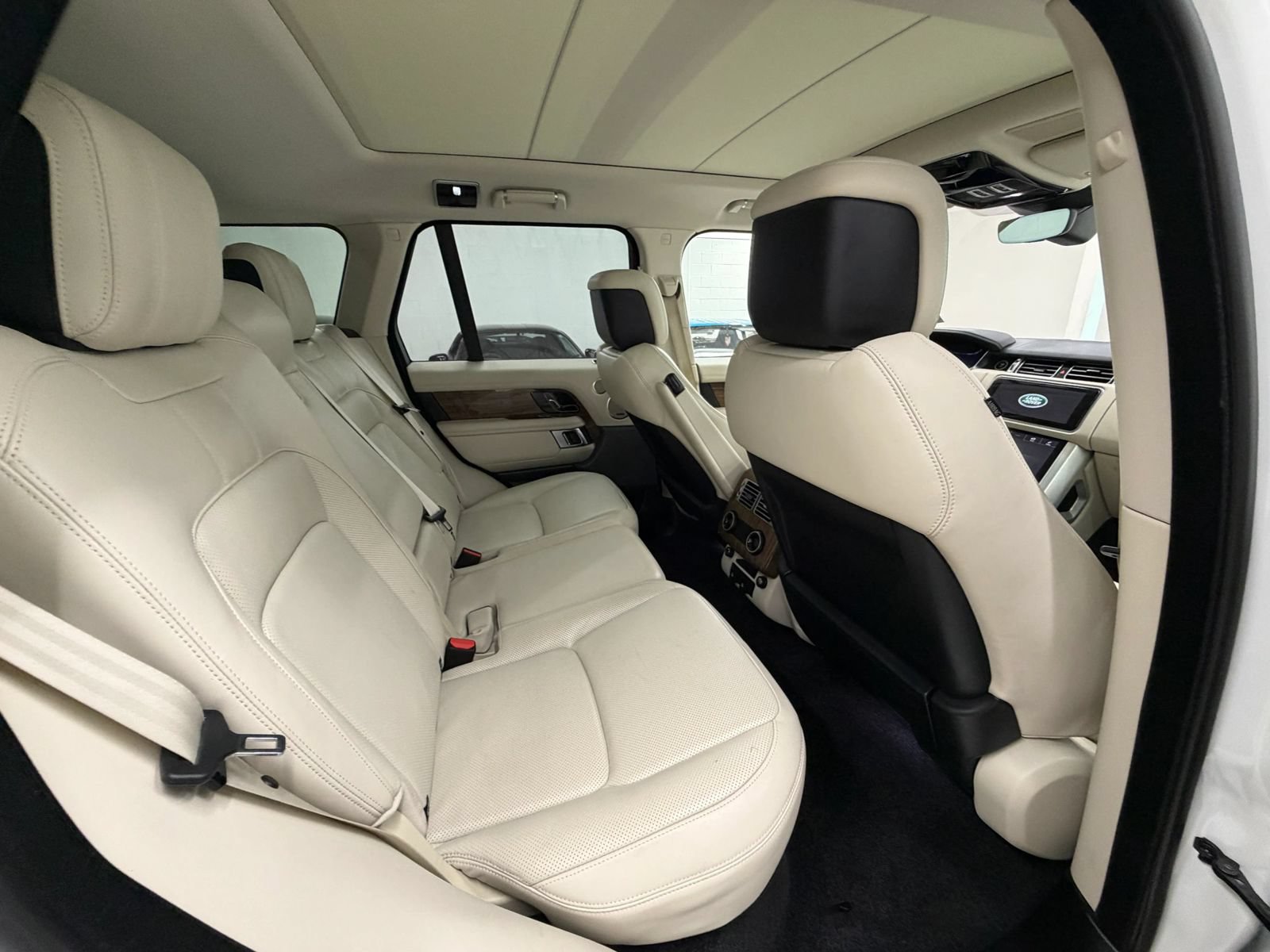 Used 2020 Land Rover Range Rover HSE AWD/4WD image 19