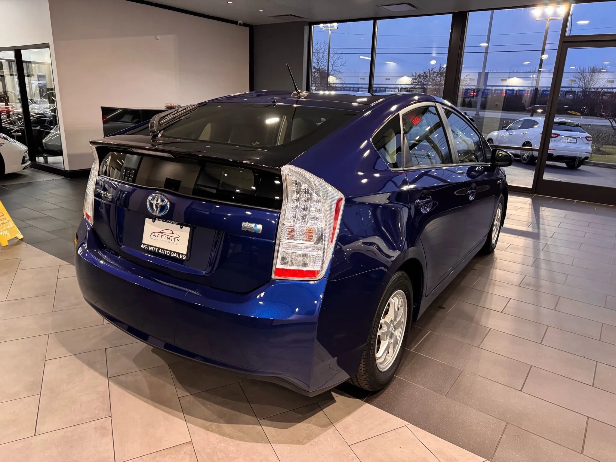 Used 2010 Toyota Prius Two image 5