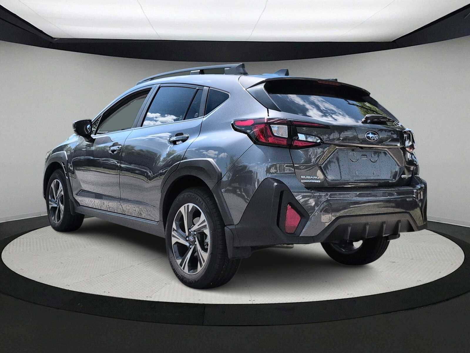 Used 2024 Subaru Crosstrek 2.0i Premium AWD/4WD image 6