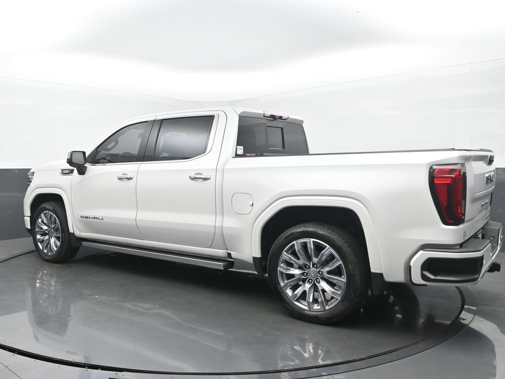 Used 2022 GMC Sierra 1500 Denali w/ Denali Reserve Package image 3