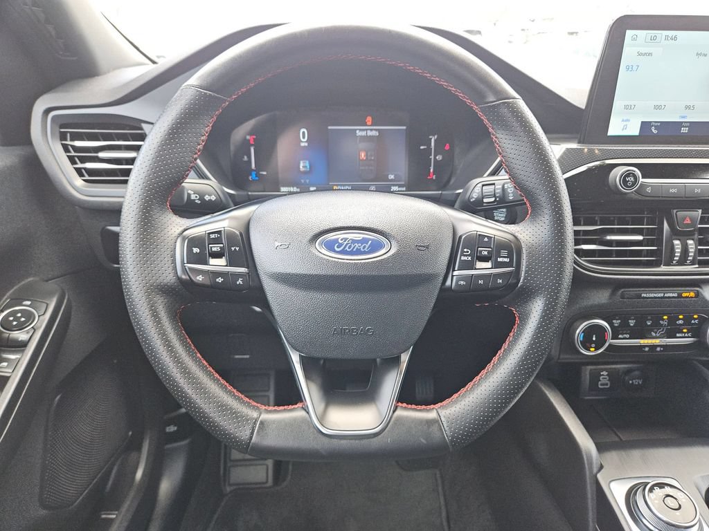 Used 2025 Ford Escape ST-Line AWD/4WD image 23