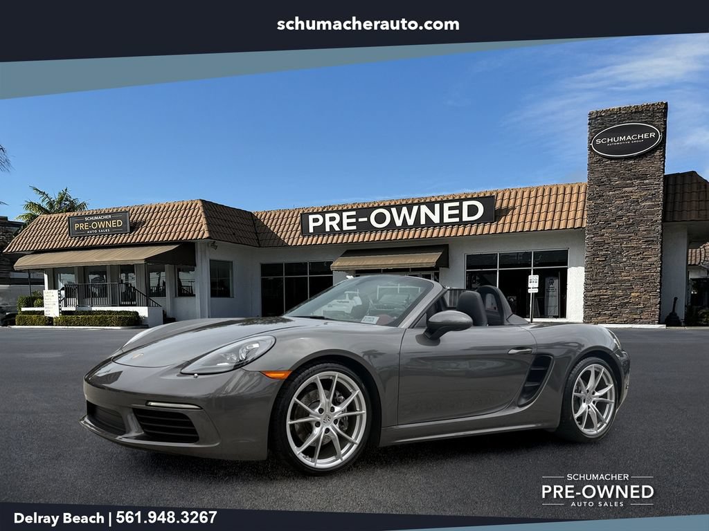 Used 2017 Porsche 718 Boxster RWD image 3