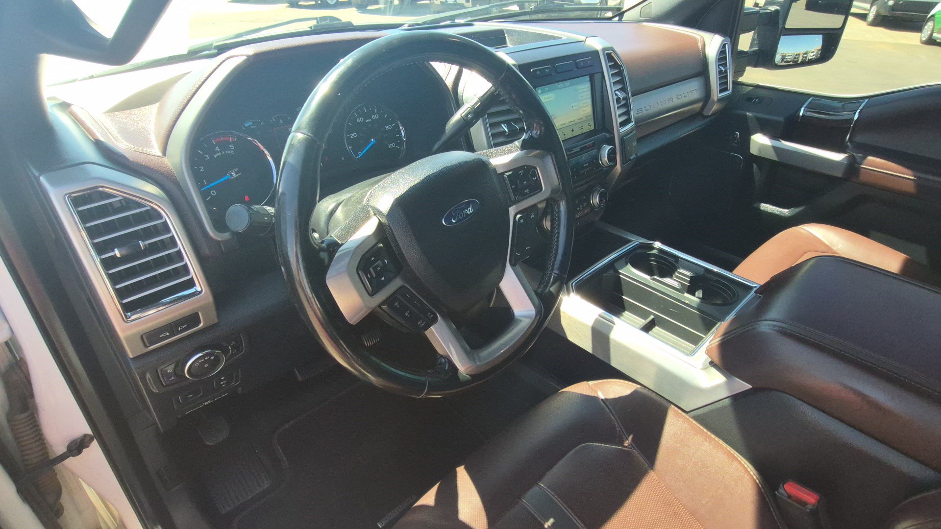 Used 2017 Ford F350 Platinum w/ Platinum Ultimate Package AWD/4WD image 13