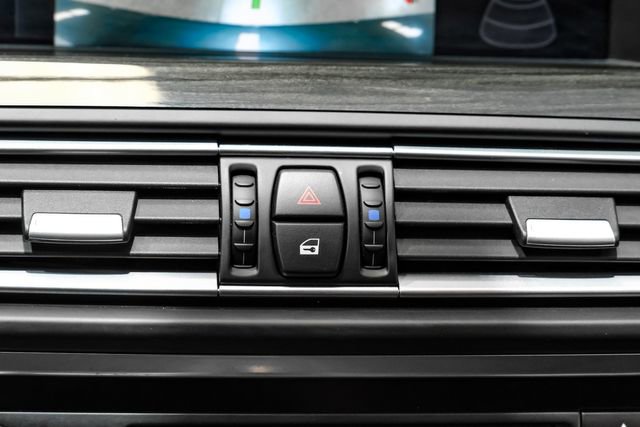 Used 2015 BMW M5 image 33