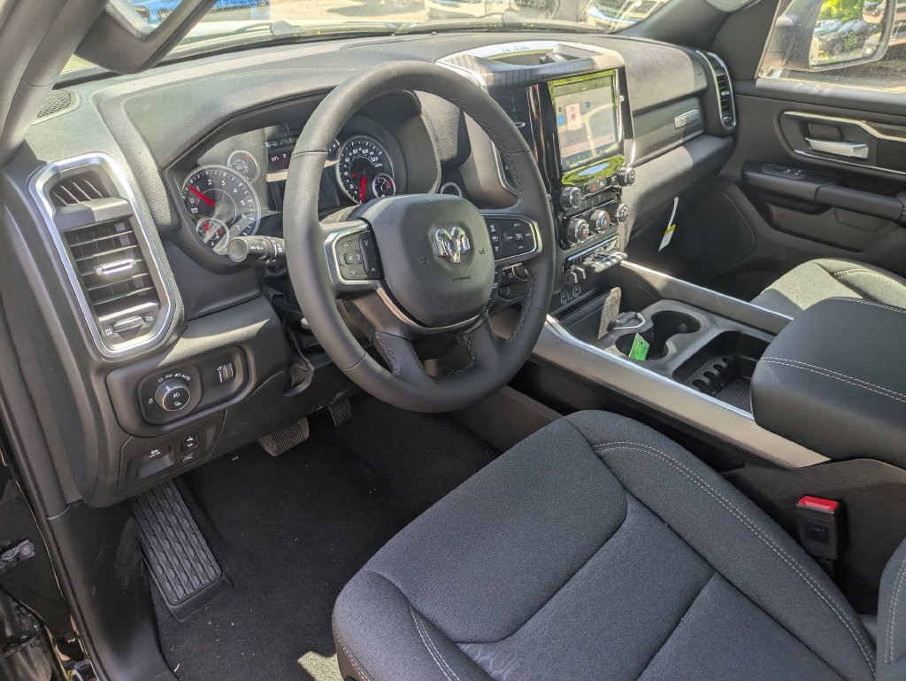 New 2026 RAM 1500 Big Horn AWD/4WD image 13