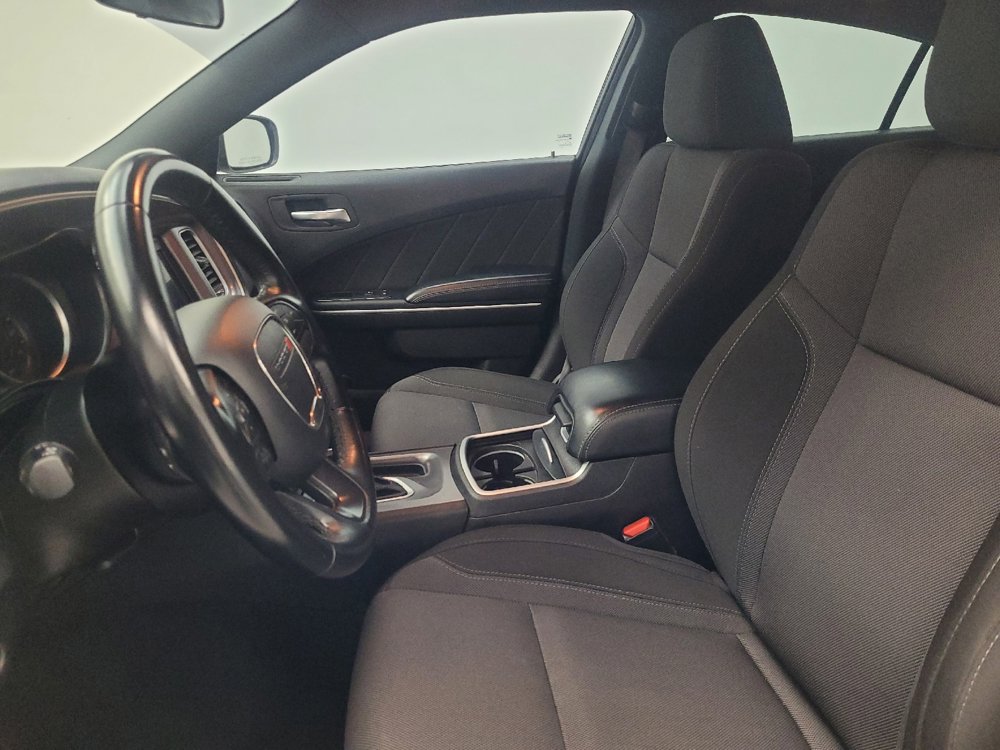 Used 2022 Dodge Charger SXT image 17