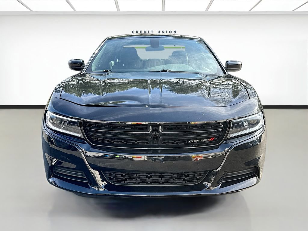 Used 2023 Dodge Charger SXT w/ Blacktop Package image 2