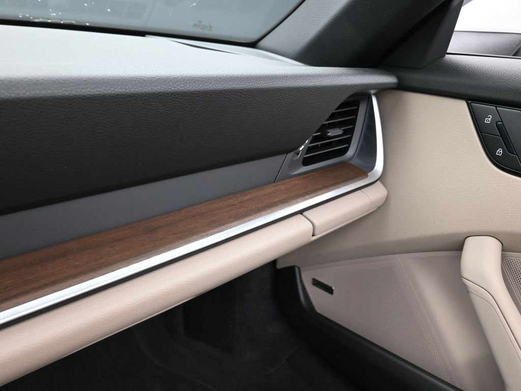 Certified 2025 Porsche 911 Carrera image 21