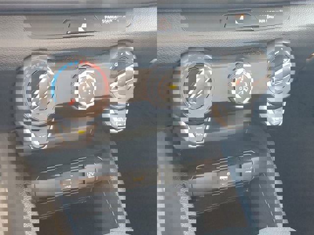 Used 2023 Kia Rio S image 26