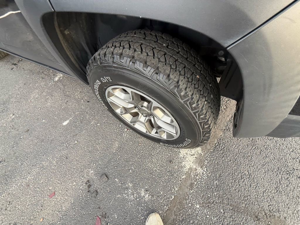 Used 2021 Jeep Cherokee Trailhawk w/ Premium Leather Package image 6