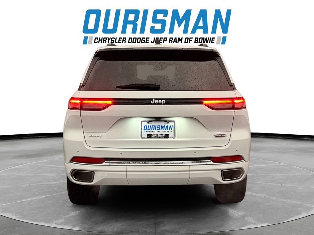 Used 2024 Jeep Grand Cherokee Overland image 5