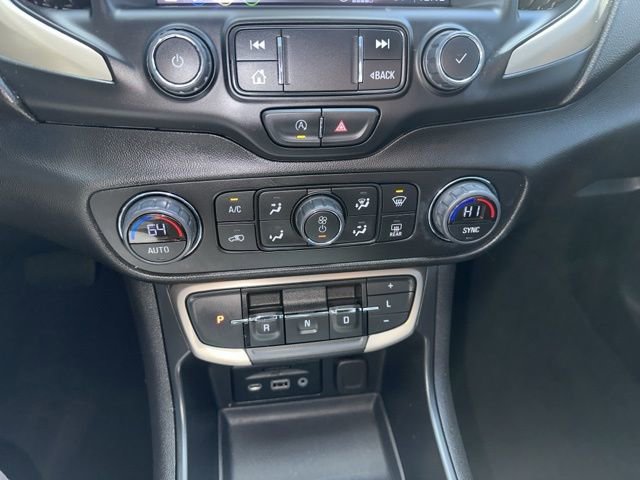 Used 2024 GMC Terrain Denali w/ Black Diamond Edition image 26