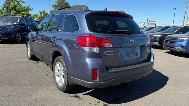 Used 2013 Subaru Outback 2.5i Limited AWD/4WD image 5