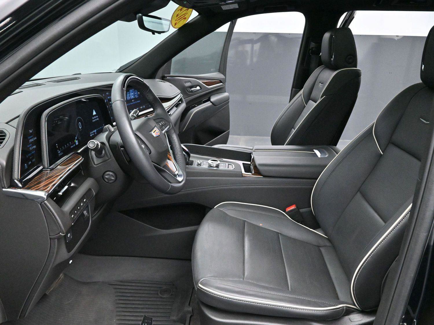 Certified 2024 Cadillac Escalade ESV Premium Luxury image 13