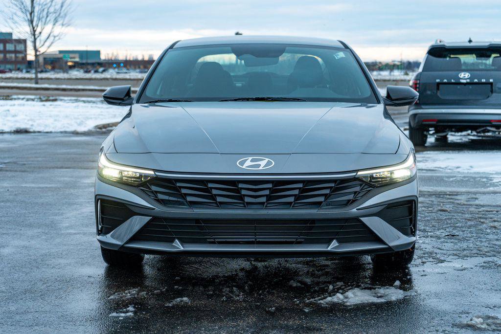 New 2026 Hyundai Elantra Sport image 2