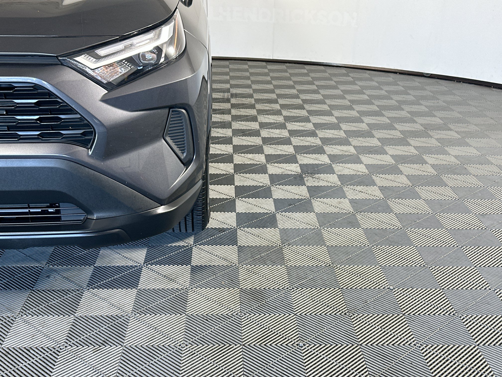Certified 2025 Toyota RAV4 LE FWD image 9