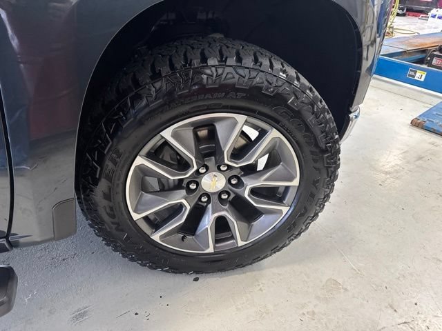 Used 2021 Chevrolet Silverado 1500 LT w/ All Star Edition Plus AWD/4WD image 53