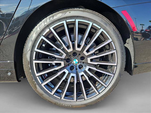New 2026 BMW 760i xDrive w/ Executive Package AWD/4WD image 10