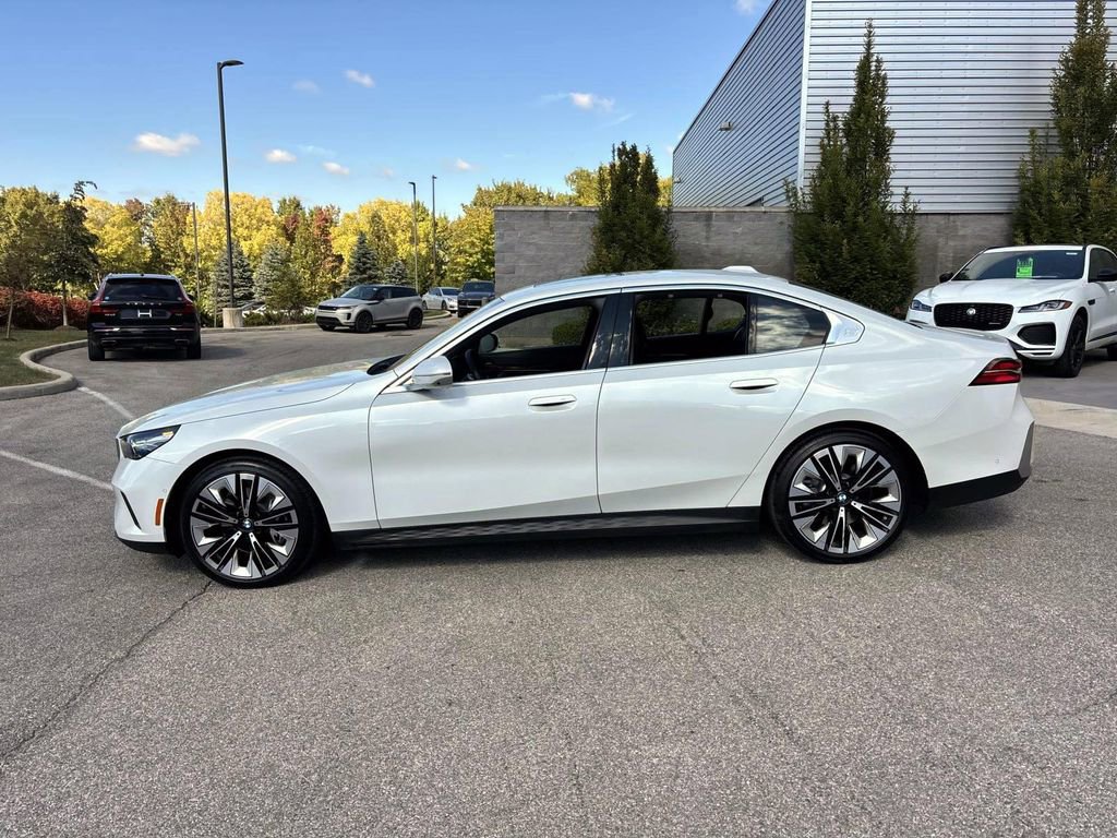 Certified 2025 BMW 540i xDrive image 4