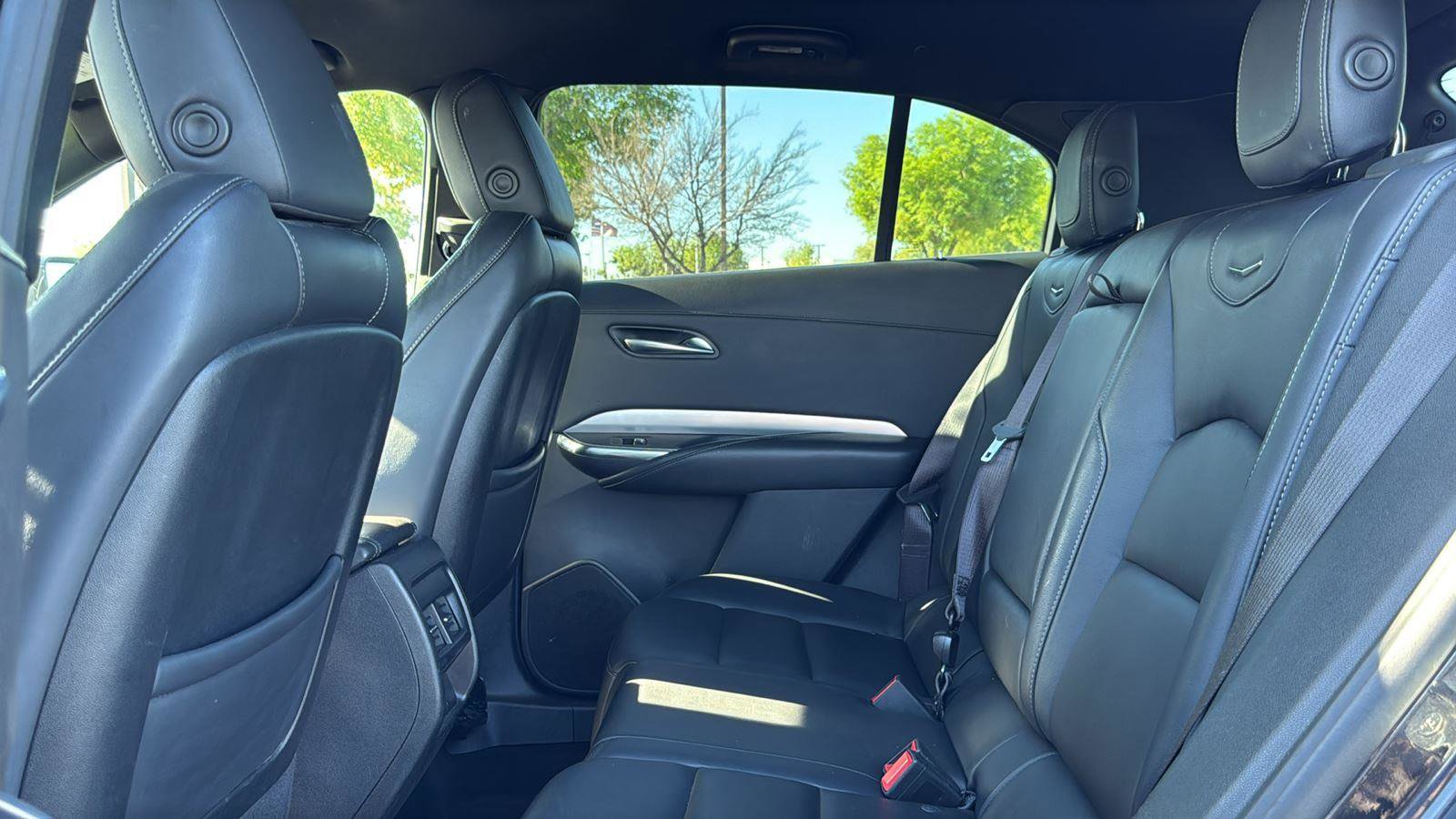 Used 2023 Cadillac XT4 Premium Luxury image 22