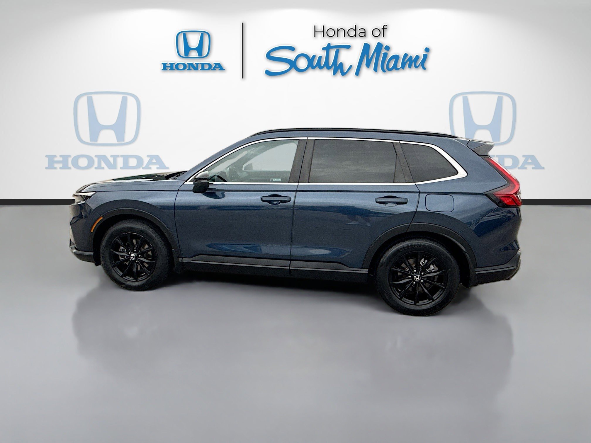 Used 2023 Honda CR-V Sport image 4