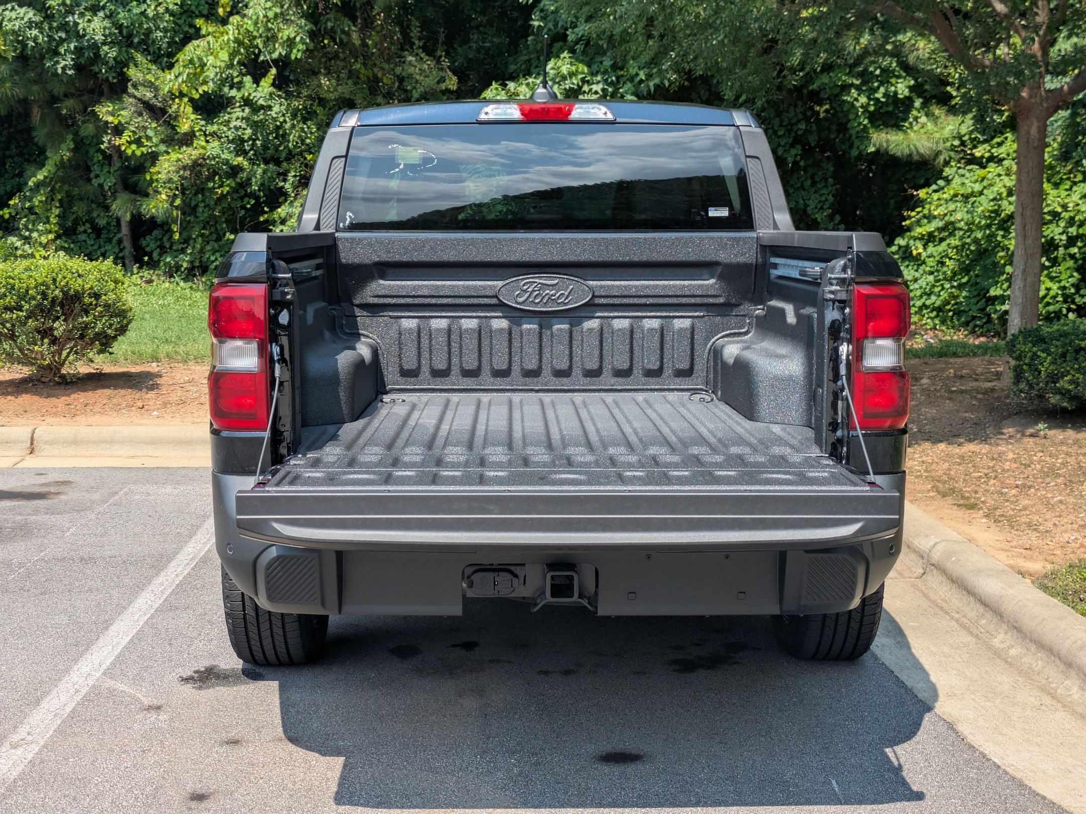 New 2026 Ford Maverick Lariat w/ Black Appearance Package AWD/4WD image 30