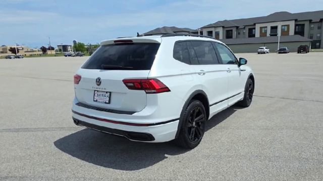 Used 2023 Volkswagen Tiguan SE R-Line FWD image 7