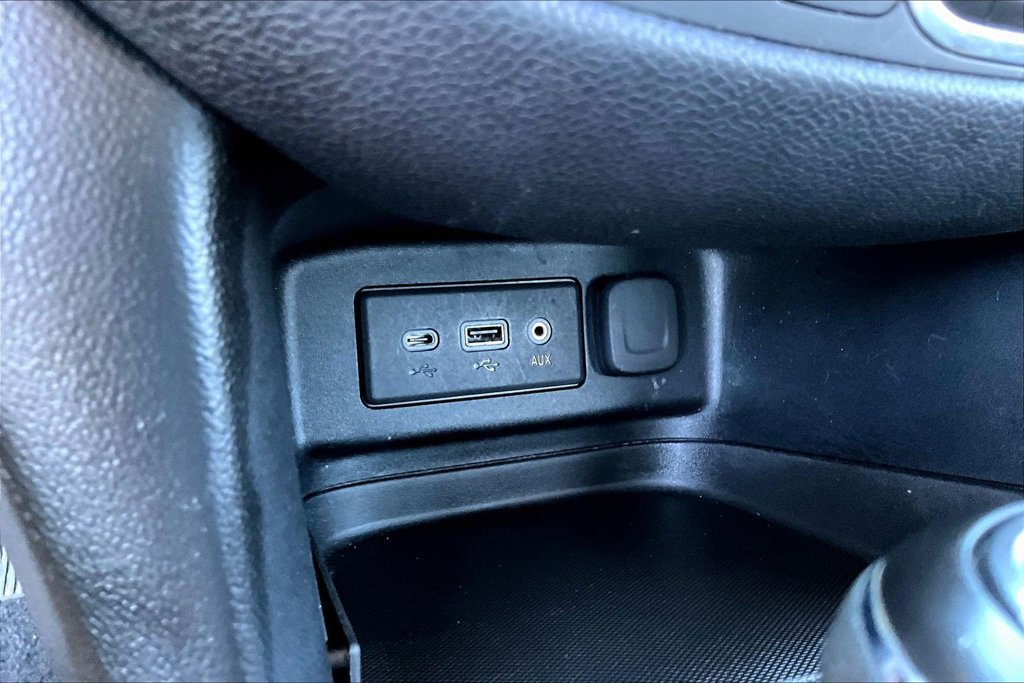 Used 2020 Chevrolet Equinox LT AWD/4WD image 18