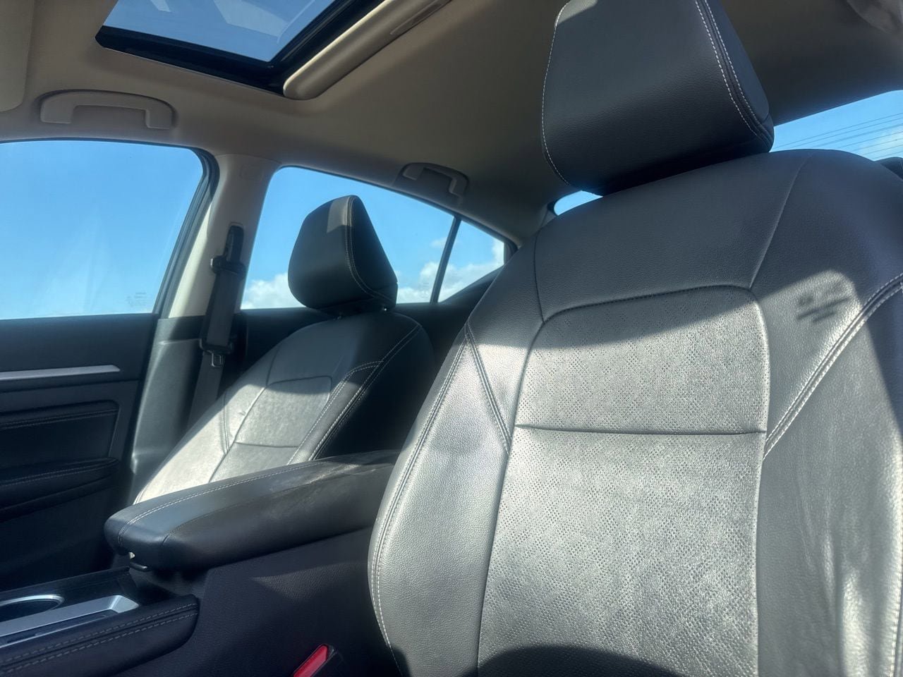 Used 2023 Nissan Altima 2.5 SL FWD image 38