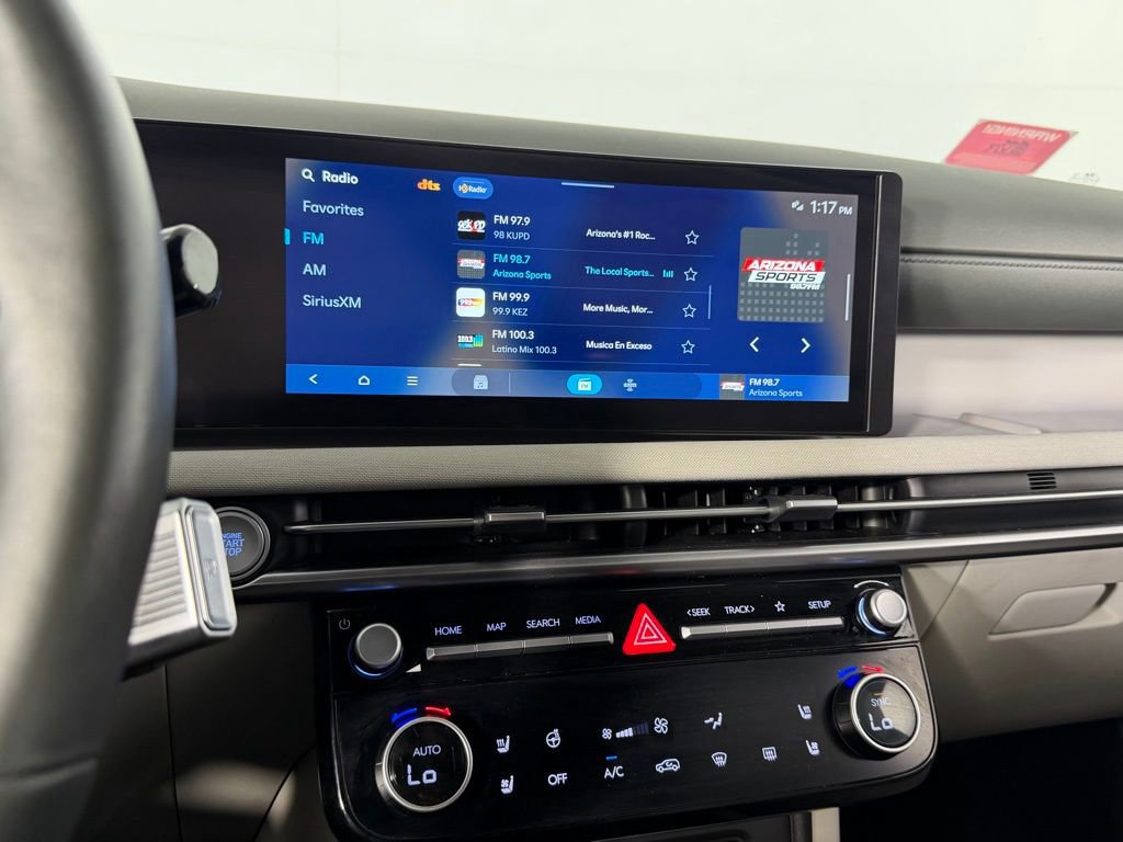 Used 2025 Hyundai Tucson Limited image 13