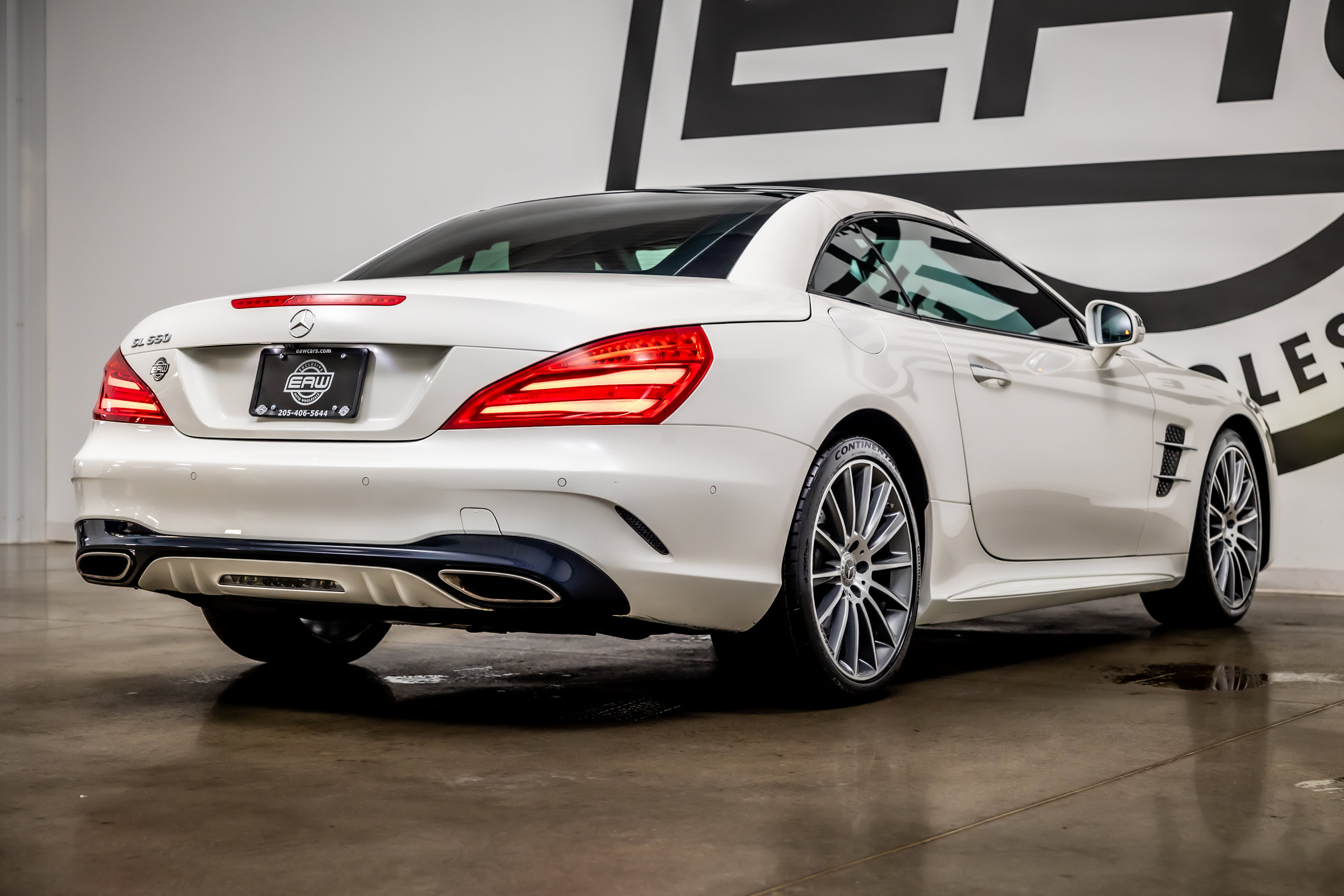 Used 2020 Mercedes-Benz SL 550 image 30
