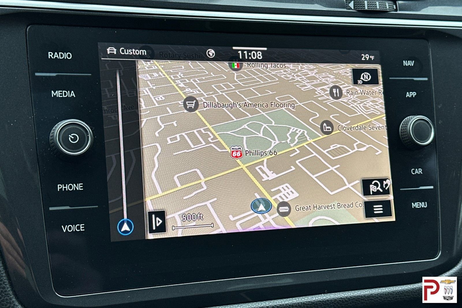 Used 2024 Volkswagen Tiguan SEL R-Line image 25