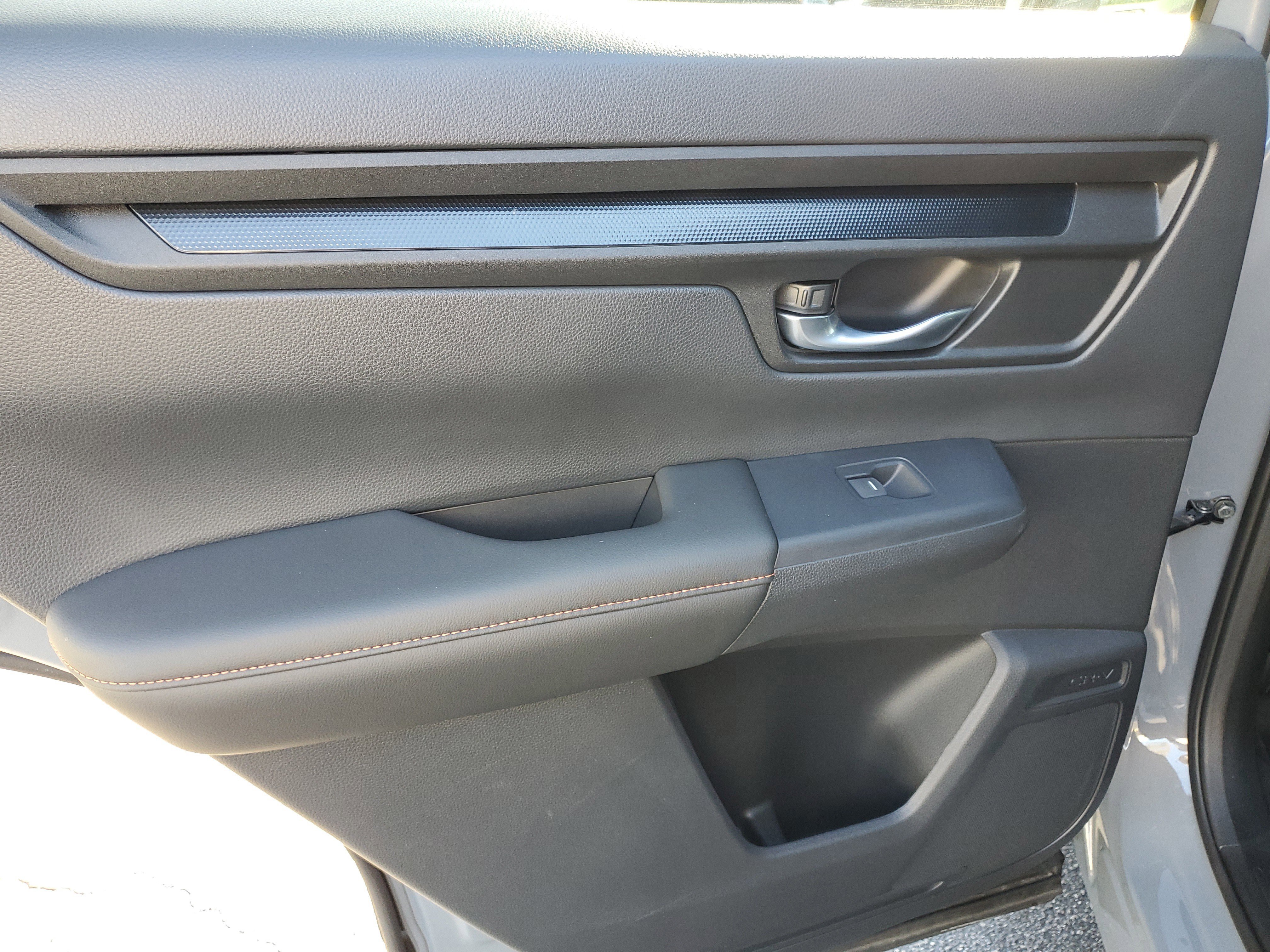 Used 2023 Honda CR-V Sport image 14