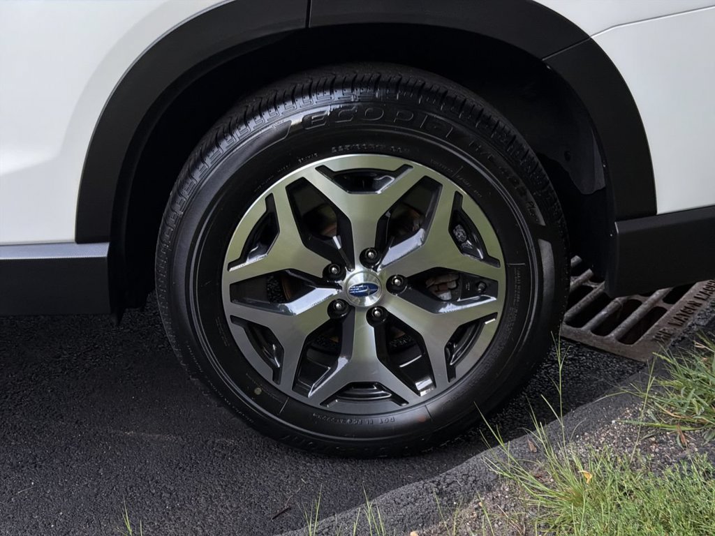 Certified 2023 Subaru Forester Premium AWD/4WD image 11