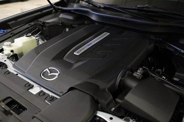 Used 2025 MAZDA CX-90 Plug-In Hybrid w/ Premium Plus image 11