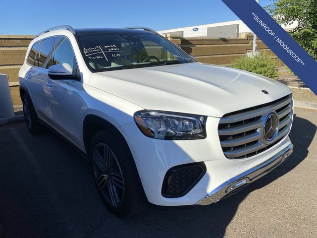 Used 2025 Mercedes-Benz GLS 450 4MATIC image 5