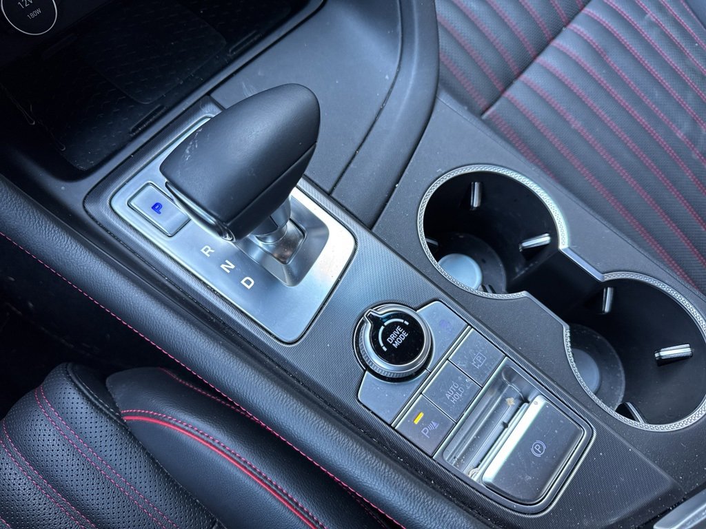 Used 2025 Genesis G70 2.5T w/ Sport Prestige Package image 5