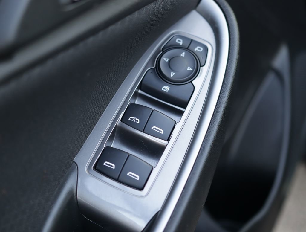 Used 2025 Chevrolet Malibu LT FWD image 22