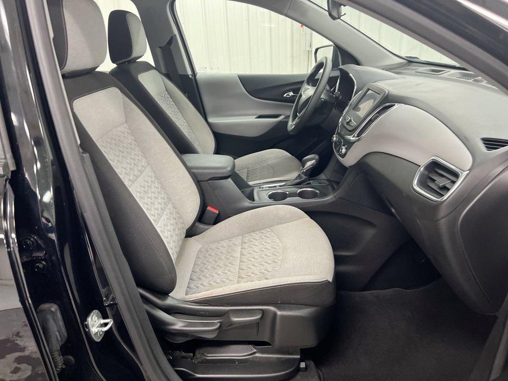 Used 2024 Chevrolet Equinox LS FWD image 21
